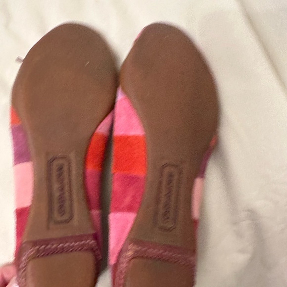 Coach flats! - Picture 3 of 8